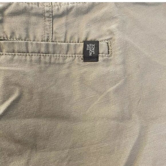 The North Face Maywood Linen Shorts Size 14 - Picture 3 of 4